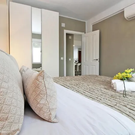 Del Parque Flats - San Millan Malaga