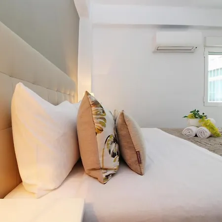 Apartment Del Parque Flats - San Millan