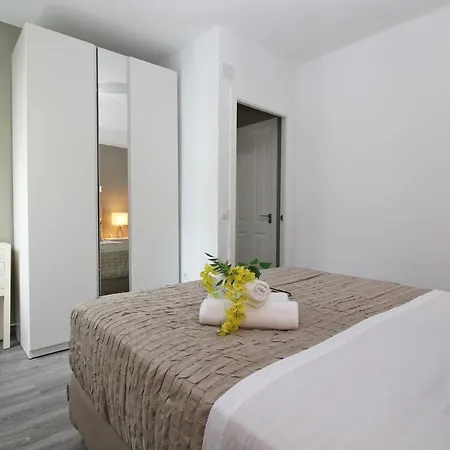 Apartment Del Parque Flats - San Millan Malaga