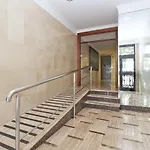 Del Parque Flats - San Millan 公寓