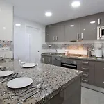 Del Parque Flats - San Millan