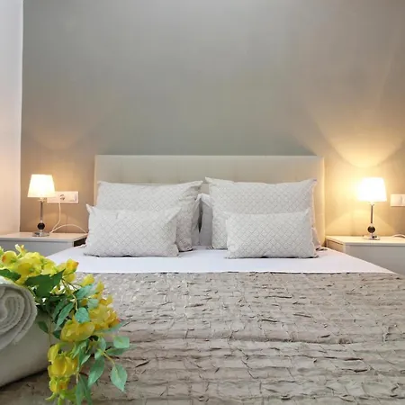 Del Parque Flats - San Millan