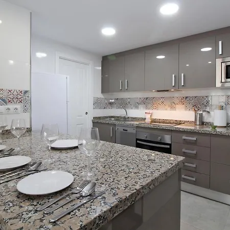 Del Parque Flats - San Millan
