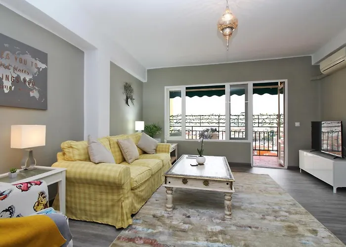 Del Parque Flats - San Millan Apartment *