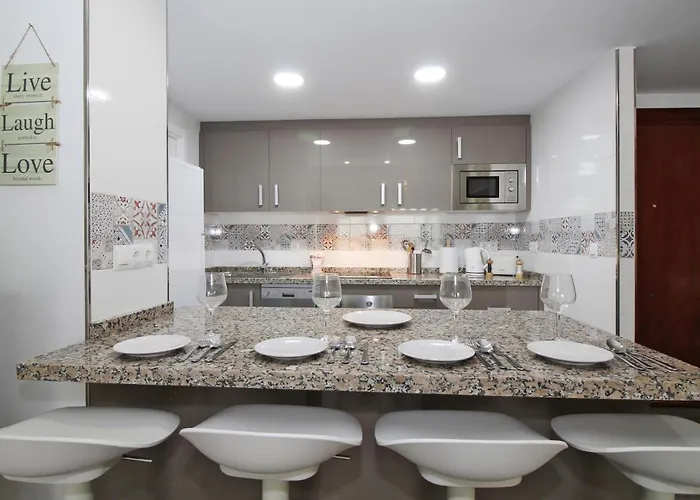 Del Parque Flats - San Millan Malaga